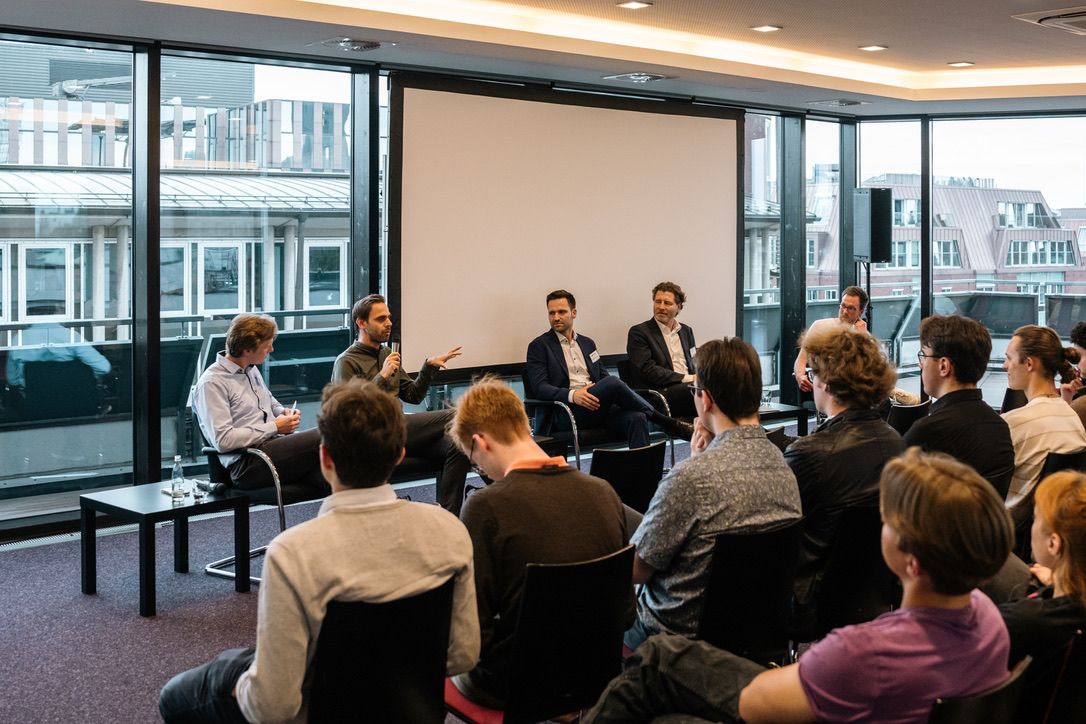 Podiumsdiskussion beim 13 Werke Treffen